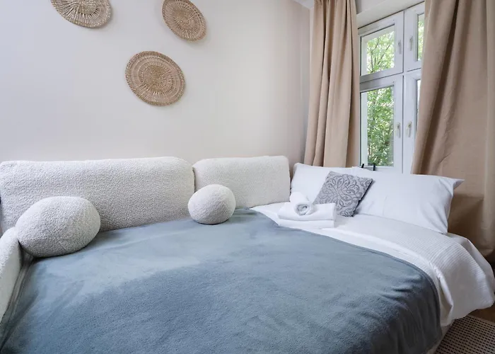 Lägenhet Park Slowackiego Cozy By Bookinghost *